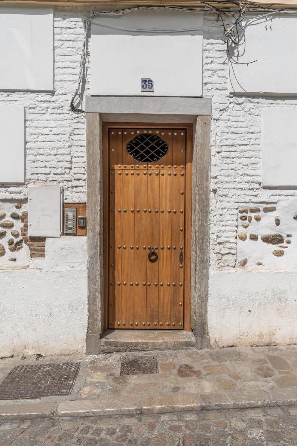 Tuguest Puerta Del Dauro Apartment Granada Exterior photo